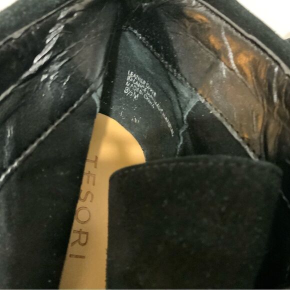 Tesori Black Wedge Marissa Bootie Suede Non Slip Rubber Sole Lace Up Boot Sz 8.5 - Picture 7 of 10